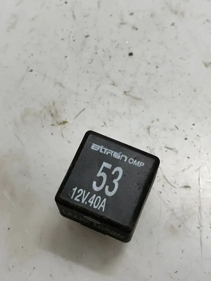 Volkswagen Transporter - Caravelle T5 (2003 - 2009) 141951253B Другое реле — фото 1