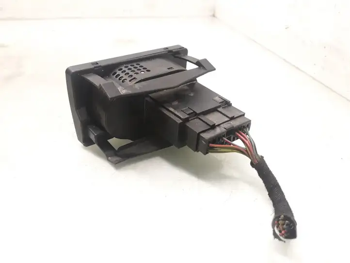 Ford Mondeo Mk III (2000 - 2007) 1S7T13A024AB Включатель фонарей — фото 2