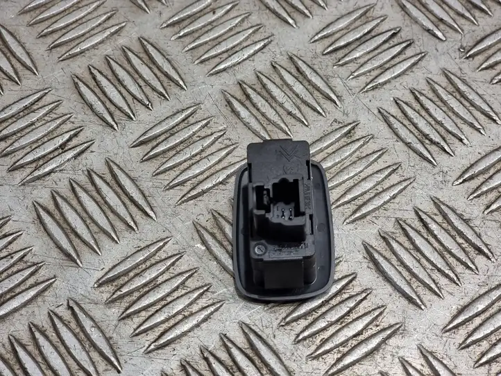 Citroen C5 (2004 - 2008) 53269765 Кнопка стеклоподъемников — фото 2
