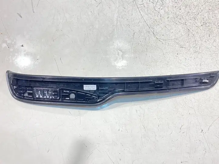 BMW 3 E90 E91 (2005 - 2012) 7060280 Внутренняя отделка переднего порога — фото 6