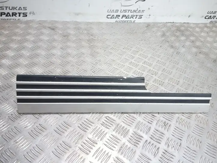 Land Rover Range Rover L322 (2002 - 2005) Внутренняя отделка переднего порога — фото 2