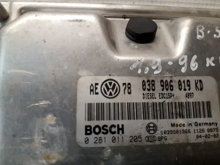 Volkswagen PASSAT B5.5 (2001 - 2005) 038906019KD Блок управления двигателем (ЭБУ) — фото 3