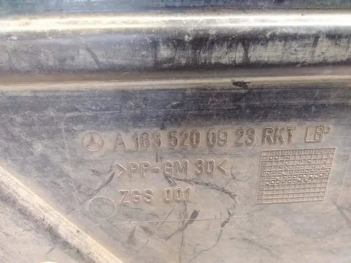 Mercedes-Benz ML W163 (1997 - 2005) A1635200923 Защита двигателя — фото 4
