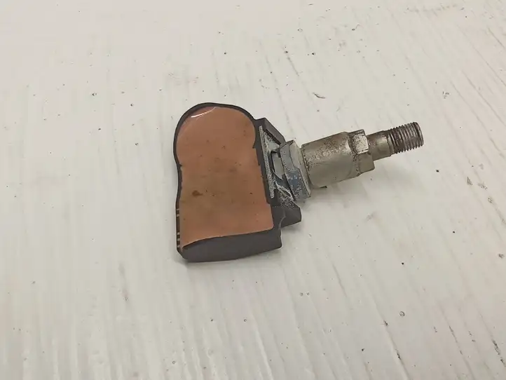 Land Rover Range Rover Evoque (2015 - 2018)  5F50855017174 Датчик давления покрышек