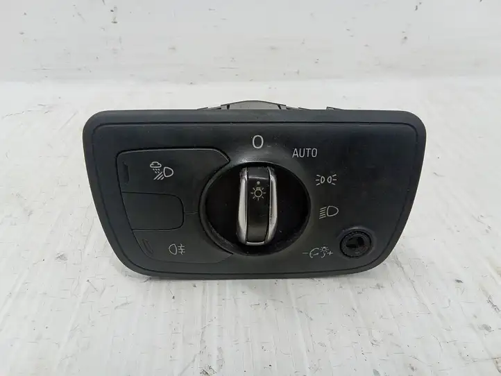 Audi A6 C7 (2014 - 2018) 4G0941531BE Включатель фонарей — фото 1