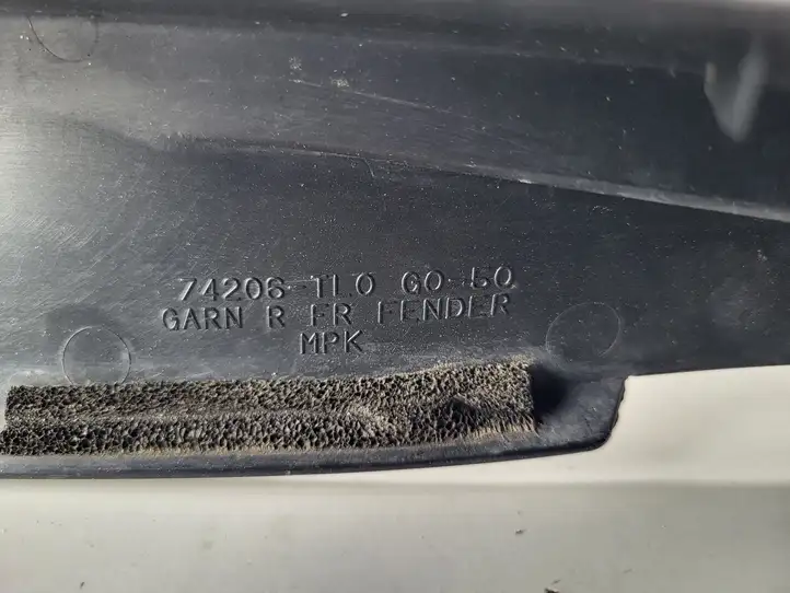 Honda Accord (2008 - 2016) Накладка крыла — фото 6