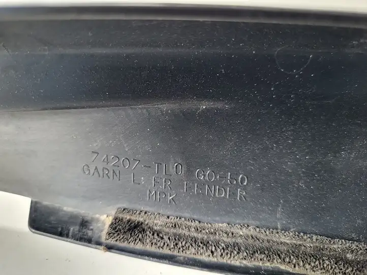 Honda Accord (2008 - 2016) Накладка крыла — фото 5