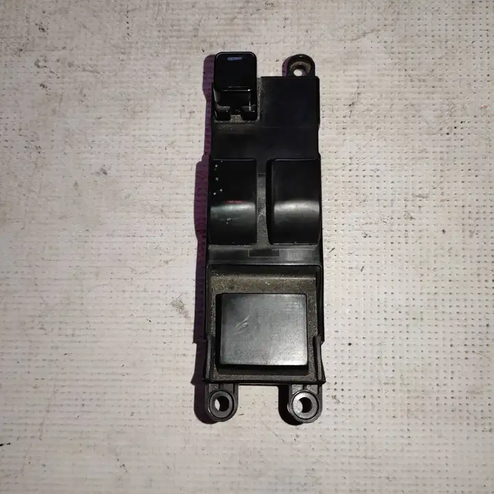 Nissan Micra (1999 - 2002) 1222 Блок кнопок стеклоподъемников — фото 1