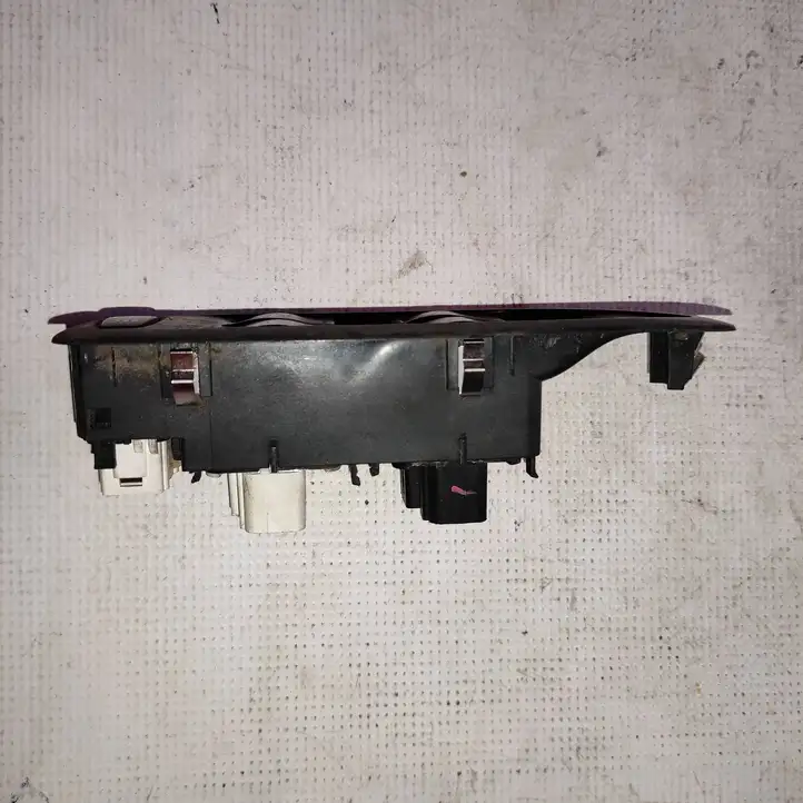 Renault Laguna II (2001 - 2005) 8200002445 Блок кнопок стеклоподъемников — фото 4