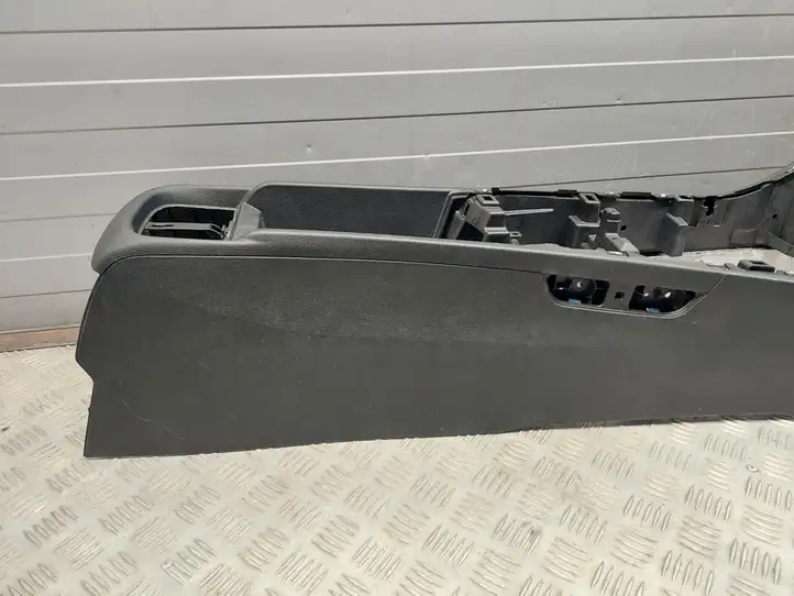 BMW X1 F48 F49 (2015 - 2022)  9335198 Центральная консоль