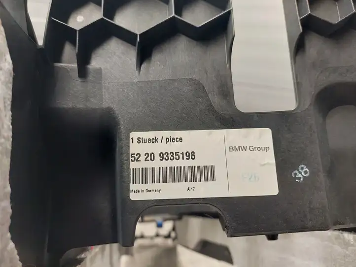 BMW X1 F48 F49 (2015 - 2022)  9335198 Центральная консоль