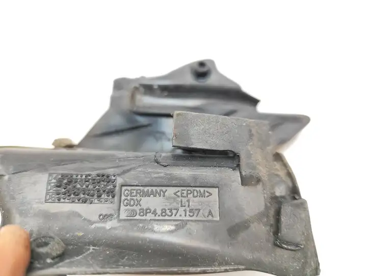 Audi A3/S3 8P (2008 - 2013) 8P4837157A Уплотнитель стекла передней двери — фото 3