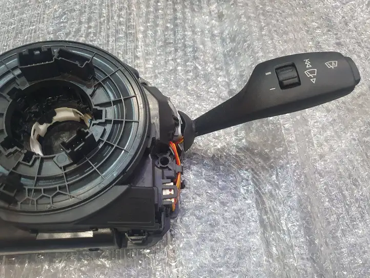 BMW 5 F10 F11 (2009 - 2016) 9234444 Контактное кольцо SRS — фото 3