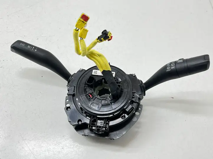 Chrysler Pacifica (2016 - ) 10525523 Комплект ручек — фото 1