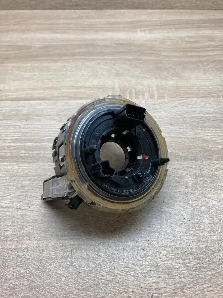 Audi A8 S8 D2 4D (1999 - 2002) 4E0953541B Контактное кольцо SRS — фото 1