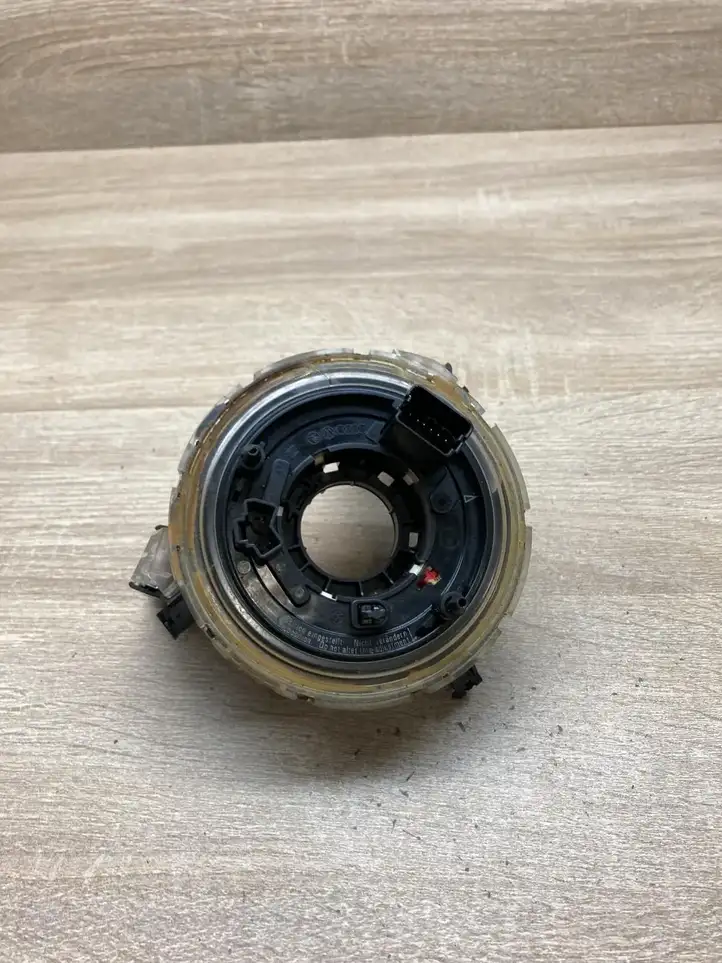 Audi A8 S8 D2 4D (1999 - 2002) 4E0953541B Контактное кольцо SRS — фото 6