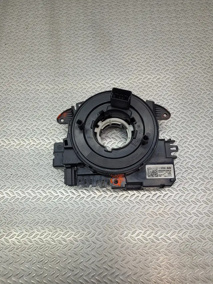 Skoda Yeti (5L) (2009 - 2012) 5K0953569B Контактное кольцо SRS — фото 1