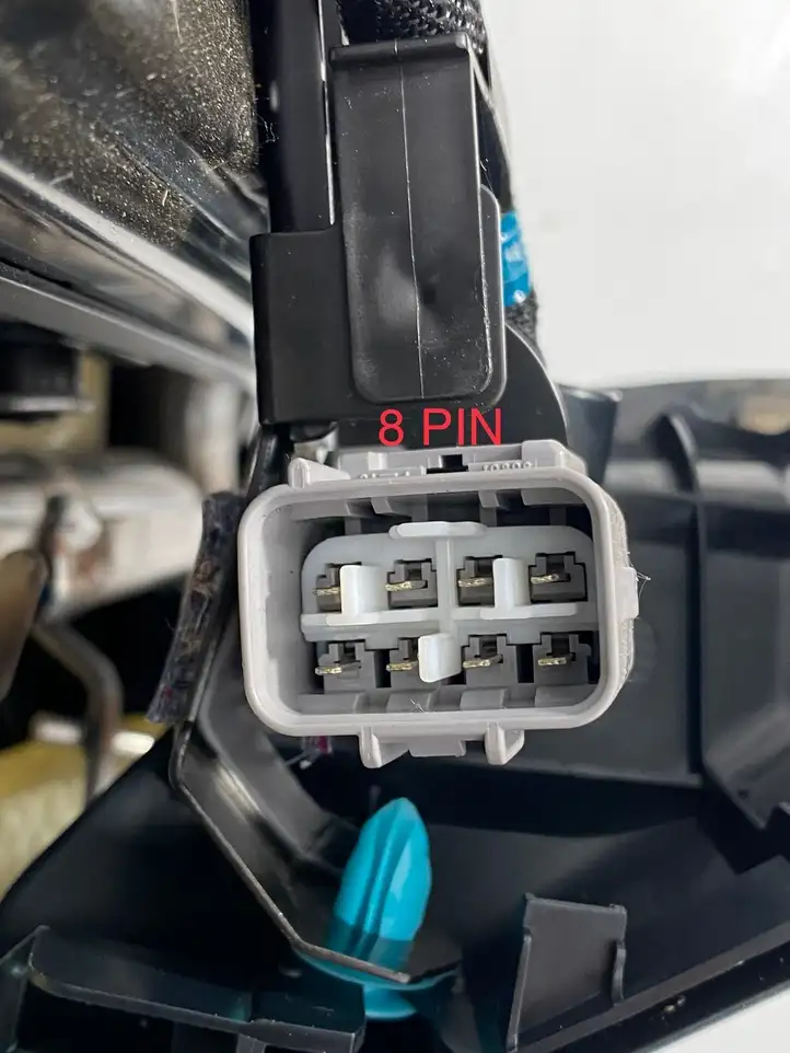 Toyota Land Cruiser (J200) Заднее сиденье — фото 10