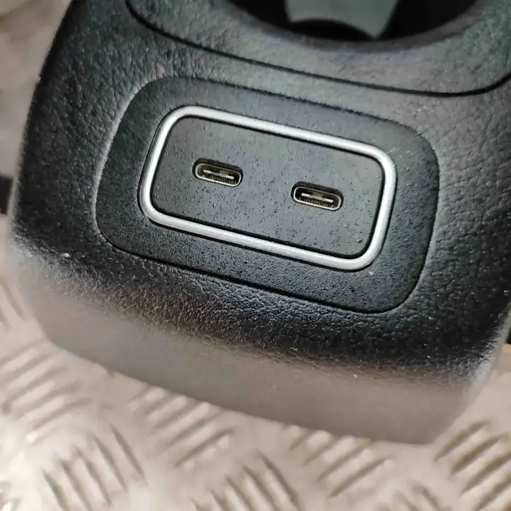 Mercedes-Benz GLE W167 (2019 - ) A1679300902 Заднее сиденье — фото 5
