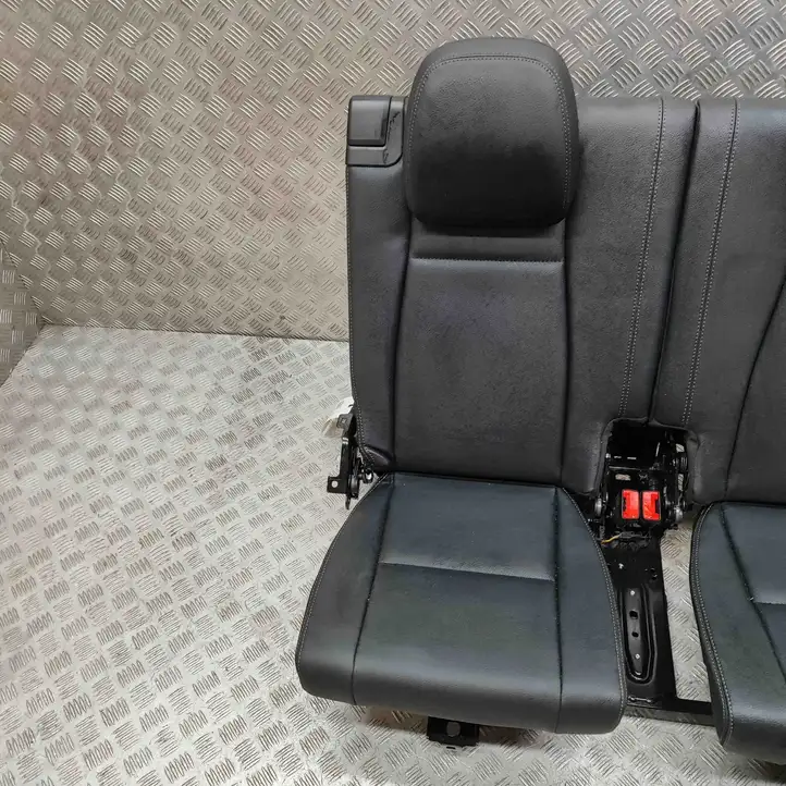 Mercedes-Benz GLE W167 (2019 - ) A1679300902 Заднее сиденье — фото 2