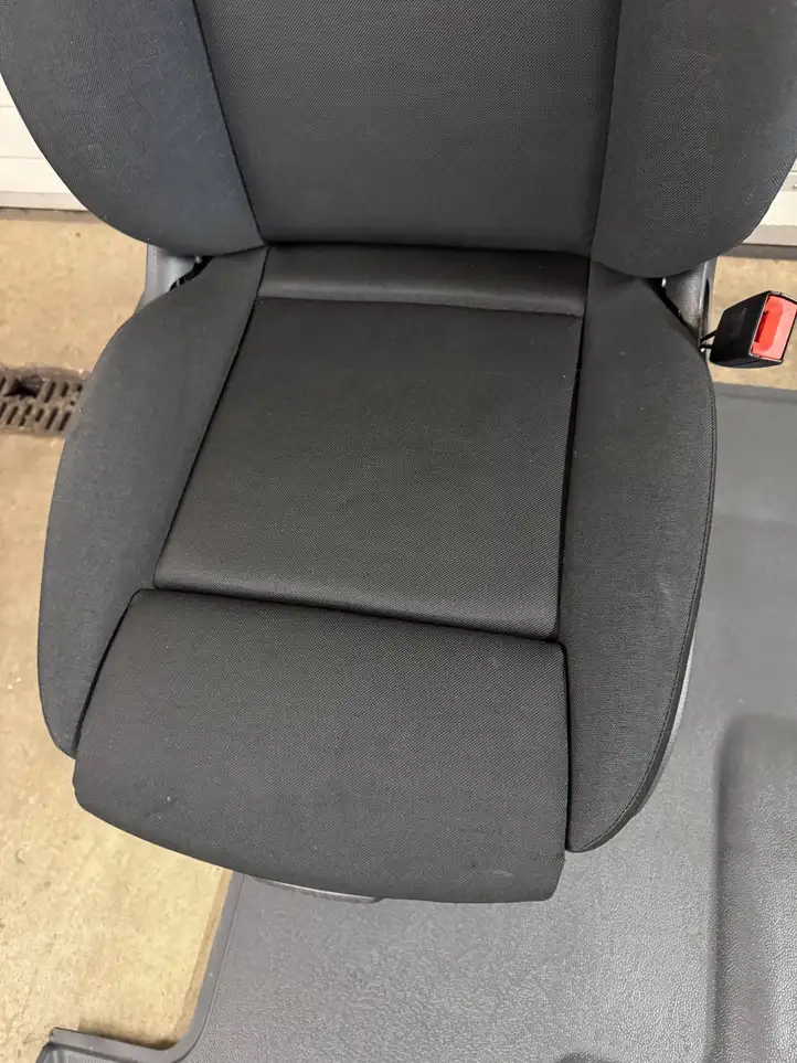 Mercedes-Benz Sprinter W907 W910 (2018 - ) A9076843900 Переднее сиденье пассажира — фото 6