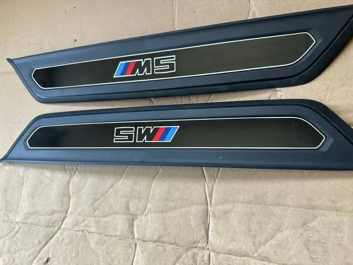 BMW (2024 - ) 7886679 Внутренняя отделка переднего порога — фото 1