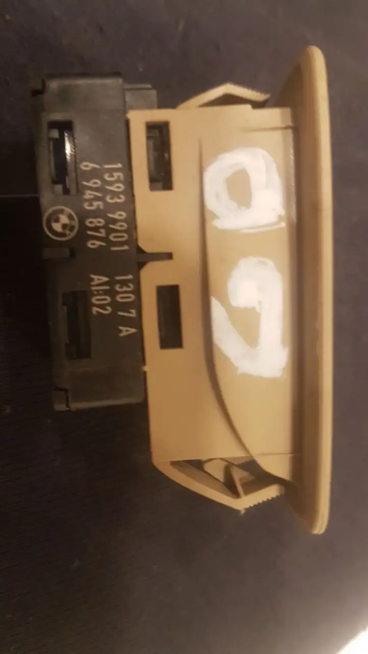 BMW X5 E70 (2006 - 2013) 15939901 Кнопка стеклоподъемников — фото 2