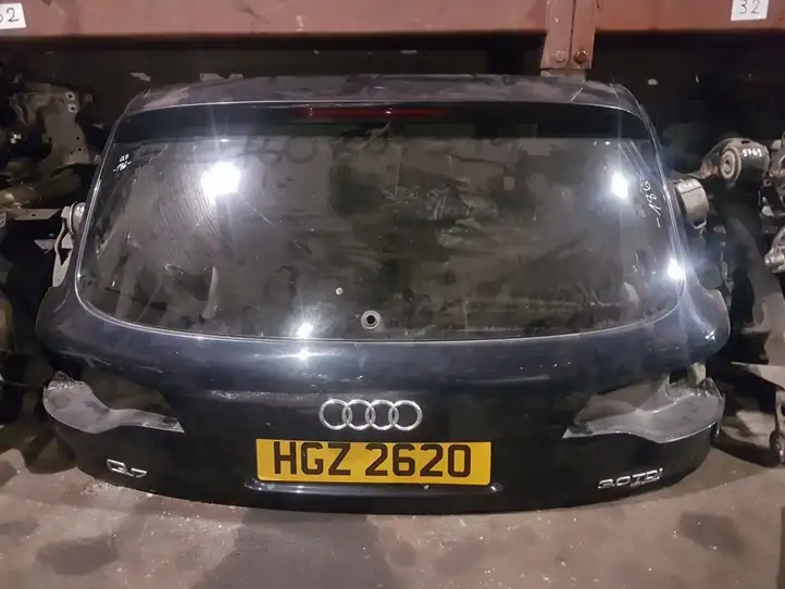 Audi Q7 4L (2005 - 2009) 4L0 Крышка багажника — фото 1