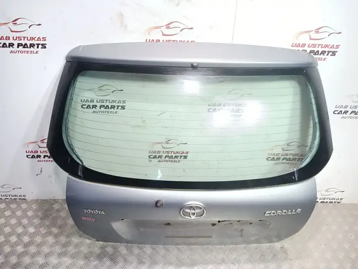 Toyota Corolla E120 E130 (2000 - 2004) Крышка багажника — фото 1