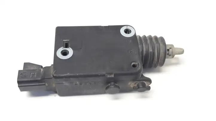 Opel Astra G (1998 - 2004) 90460062 Актуатор замка задней двери — фото 4