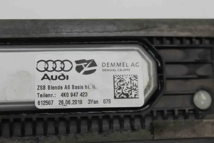 Audi A6 C7 (2014 - 2018) 4K0947406A Внутренняя обшивка порога (комплект) — фото 12