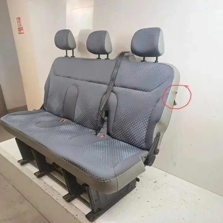 Renault Trafic II (X83) (2002 - 2014) 890000113R Третий ряд сидений — фото 3