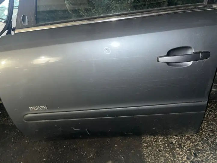 Opel Zafira B (2006 - 2008) Дверь — фото 2