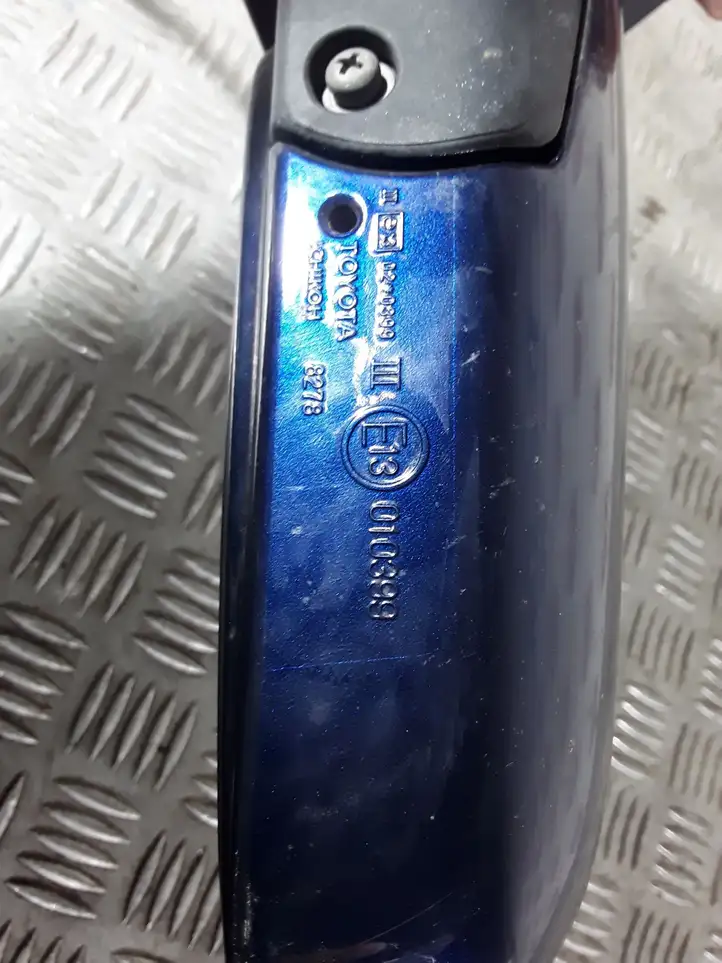 Toyota Yaris (1999 - 2003) E13020399 Боковое зеркало с электроприводом — фото 2