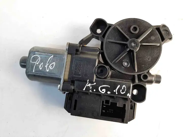 Volkswagen Polo V 6R (2009 - 2015) 6R0959811F Стеклоподъемник задней двери — фото 1