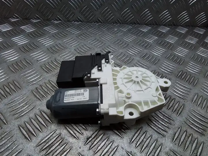 Volkswagen Tiguan (2007 - 2011) 5N0959703D Стеклоподъемник задней двери — фото 1