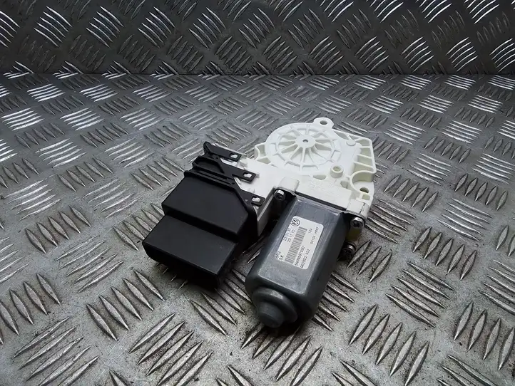Volkswagen Tiguan (2007 - 2011) 5N0959703D Стеклоподъемник задней двери — фото 4