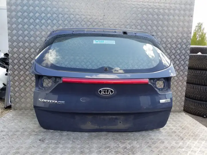 Kia Sportage (2016 - 2018) Крышка багажника — фото 1