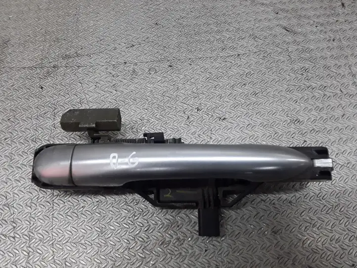Renault Laguna II (2005 - 2007) Наружная ручка задней двери — фото 1