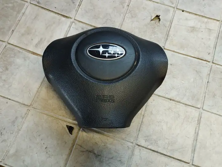 Subaru Outback (2007 - 2009) Подушка безопасности руля — фото 1