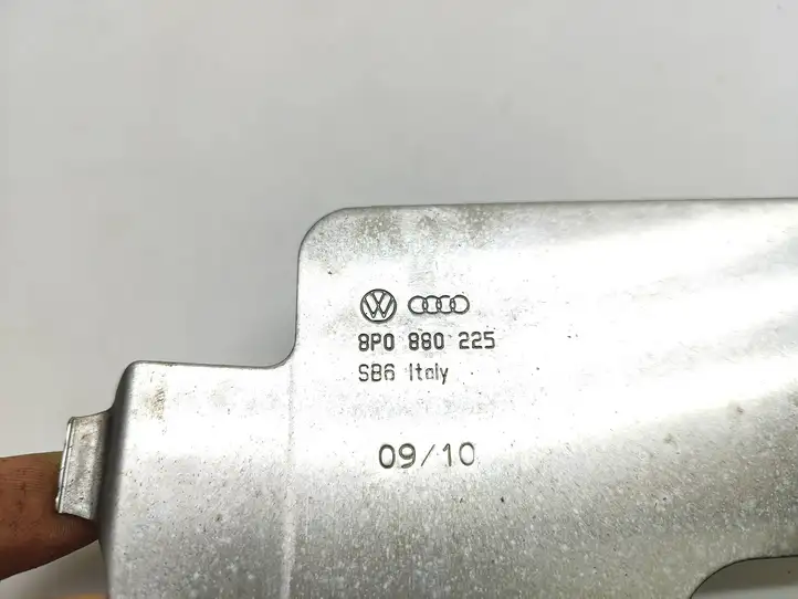 Audi A3/S3 8P (2008 - 2013) 8P0880225 Обшивка рулевой колонки — фото 3