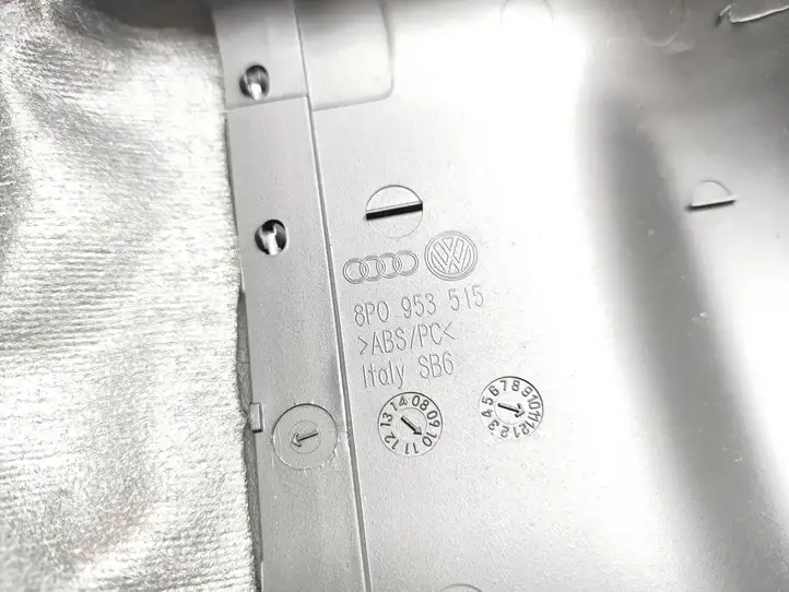 Audi A3/S3 8P (2008 - 2013) 8P0953515 Обшивка рулевой колонки — фото 3