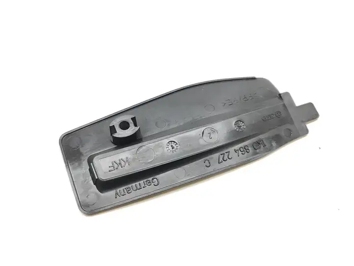 Audi A3/S3 8P (2008 - 2013) 1K0864227C Прочие детали салона — фото 2