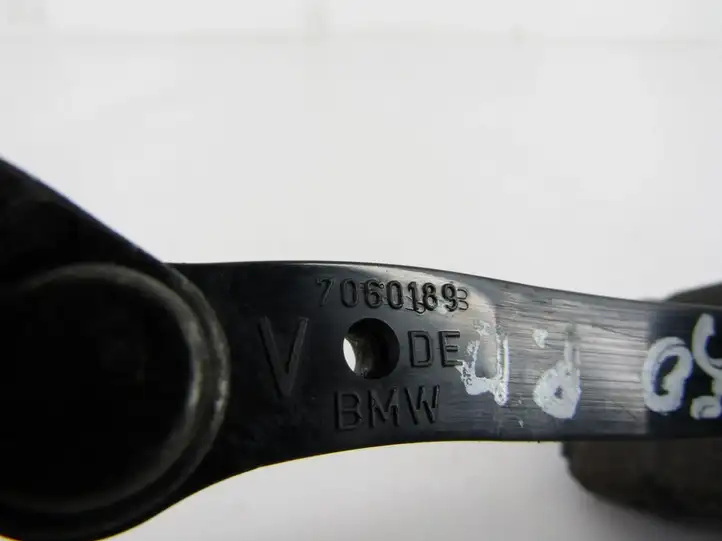 BMW 3 E90 E91 (2005 - 2012) Ограничитель двери передней — фото 3