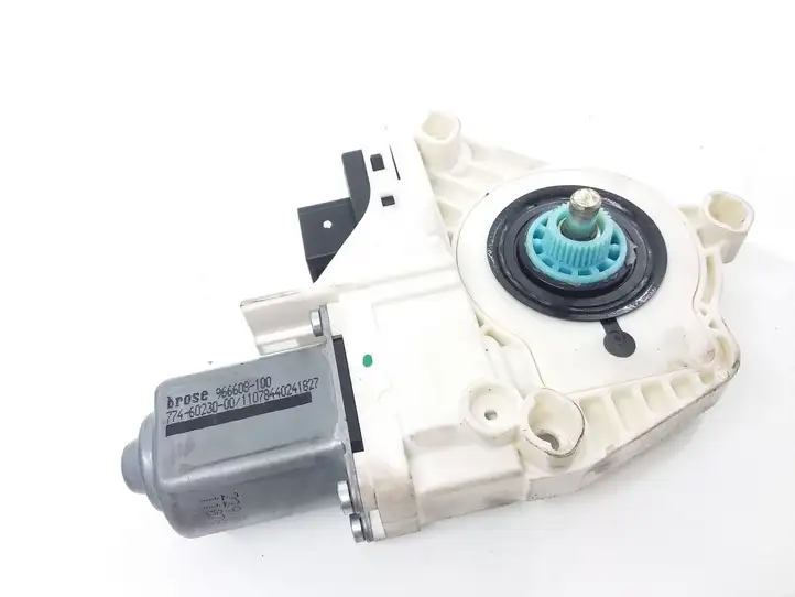 Audi A4 S4 B8 8K (2007 - 2011) 8K0959811 Стеклоподъемник задней двери — фото 2