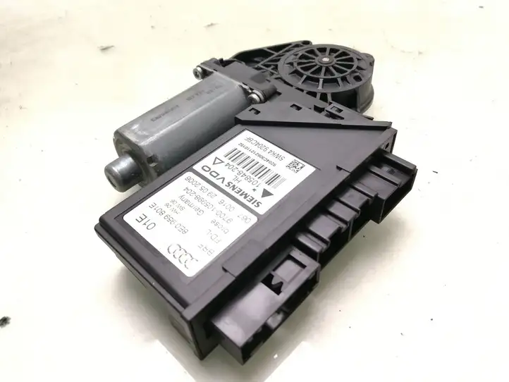 Audi A4 S4 B7 8E 8H (2004 - 2009) 8E0959801E Стеклоподъемник задней двери — фото 1