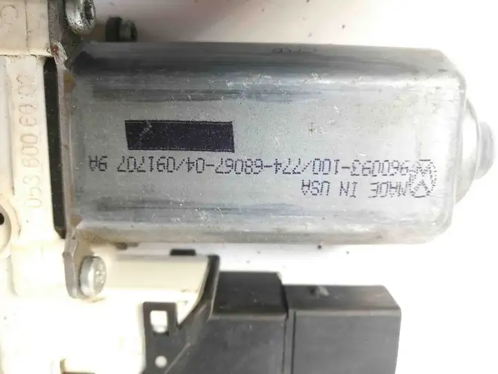 Volkswagen PASSAT B6 (2005 - 2010) 1K0959703P Стеклоподъемник задней двери — фото 2