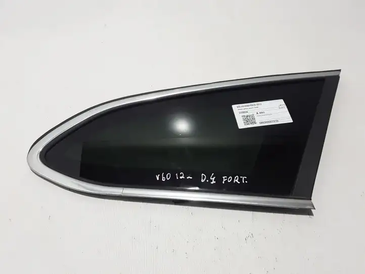 Volvo V60 (2013 - 2018) 31299338 Заднее боковое стекло — фото 1