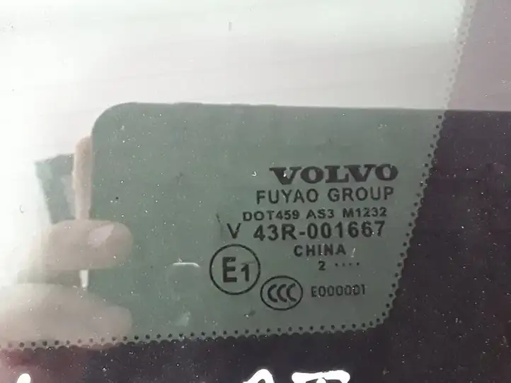 Volvo V60 (2013 - 2018) 31299338 Заднее боковое стекло — фото 2