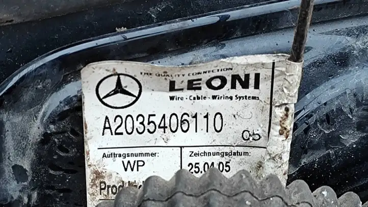 Mercedes-Benz C W203 (2000 - 2007) A2035406609 Жгут проводов крышки багажника — фото 2